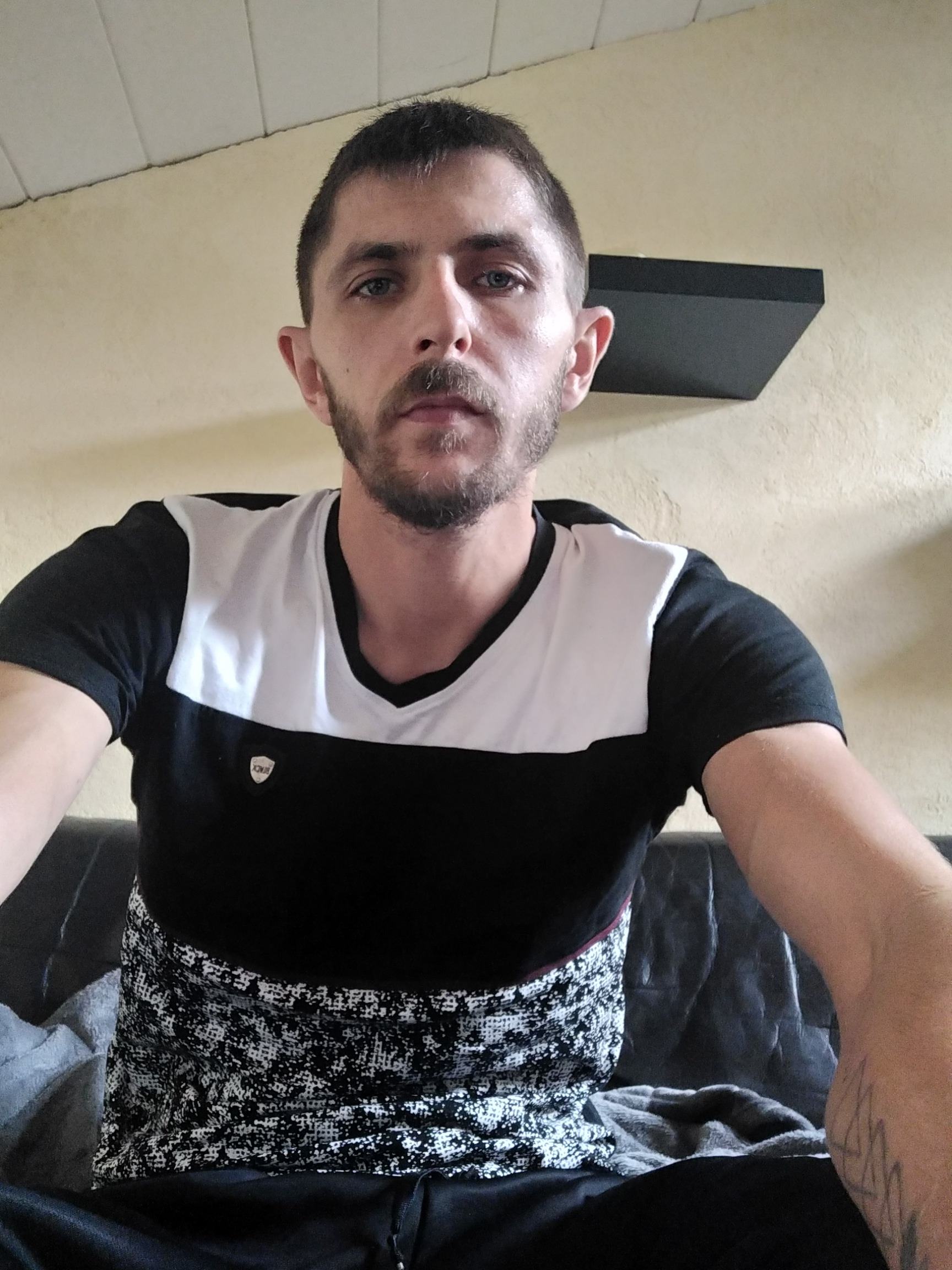 Edon - Valencina de la Concepción - Sevilla | Gay