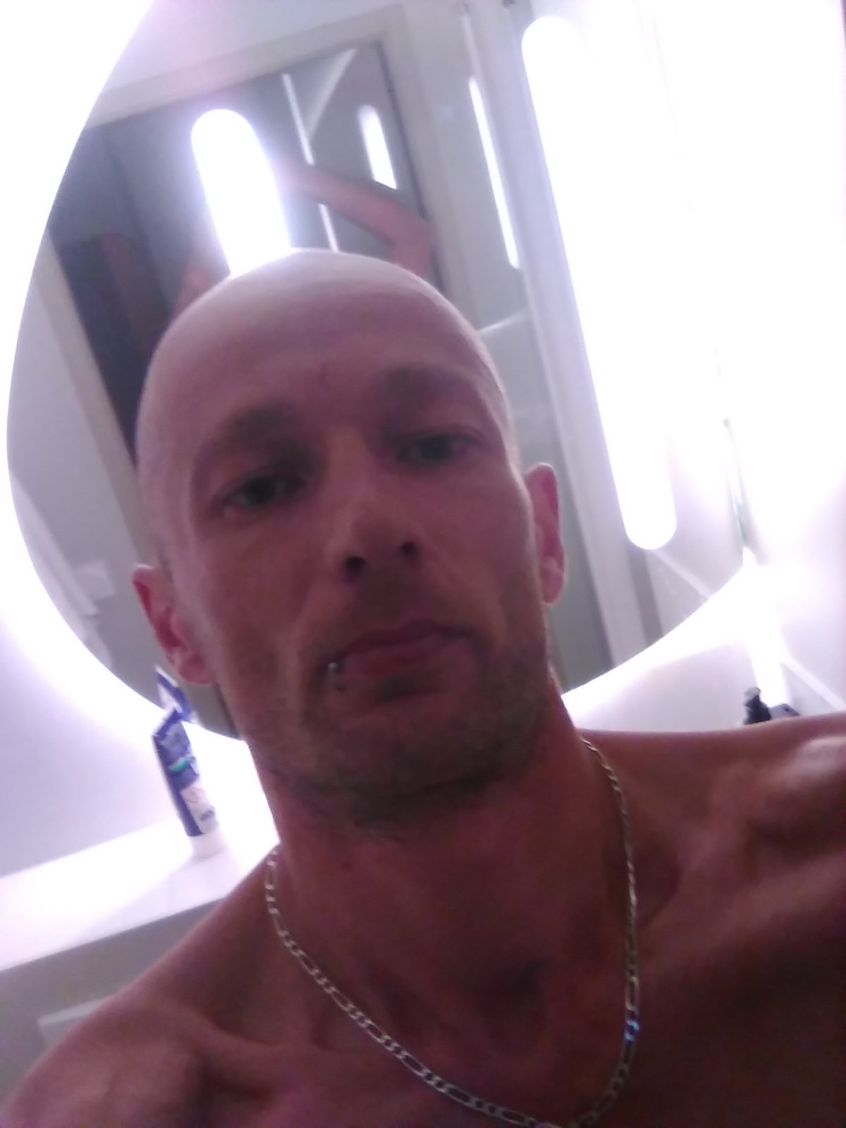 Shelton - Lebrija - Sevilla | Gay